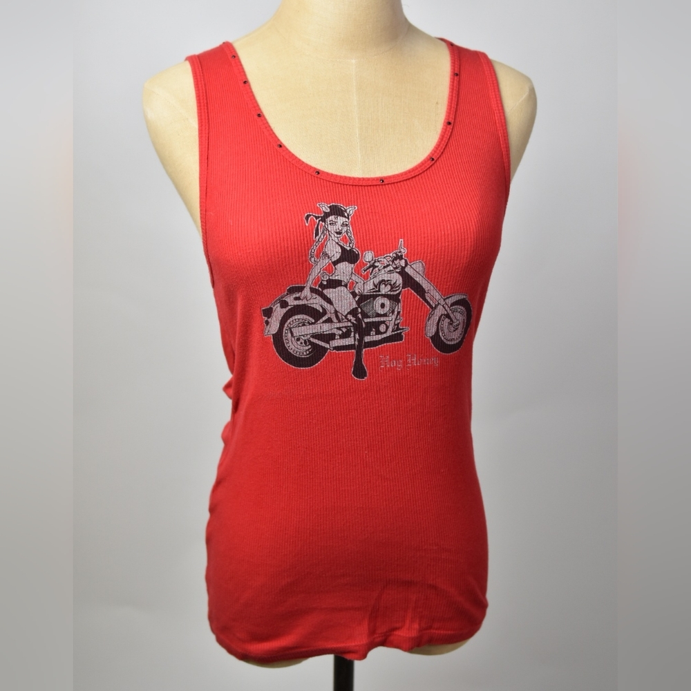 Red tank top with swxy girl riding.